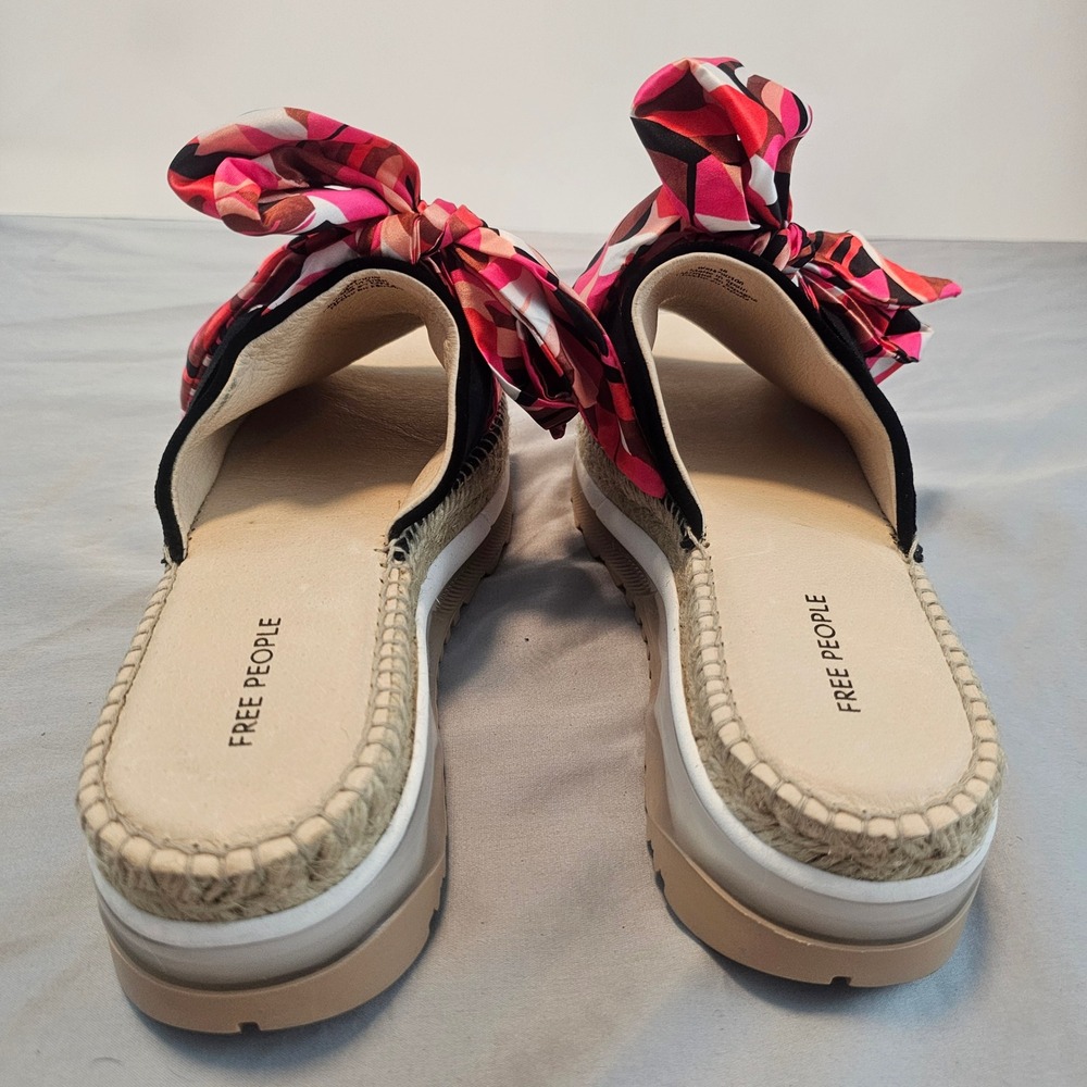 Free People 38 (7.5) Chapmin Floral Platform Slip On Sport Sandal NWOT NWOB $178 - Picture 4 of 12